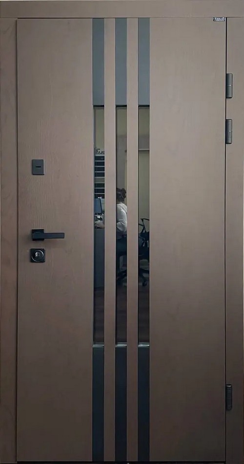 Со стеклом - Дверь входная Портала Триумф антрацит серия Трио Термо #1